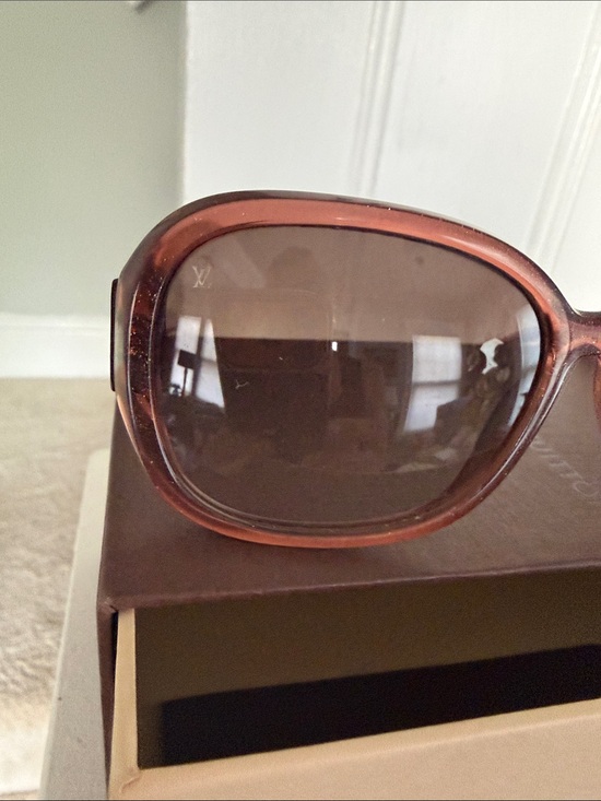 Louis Vuitton Brown Glitter Lame Oversized Women\'s Sunglasses main image 4
